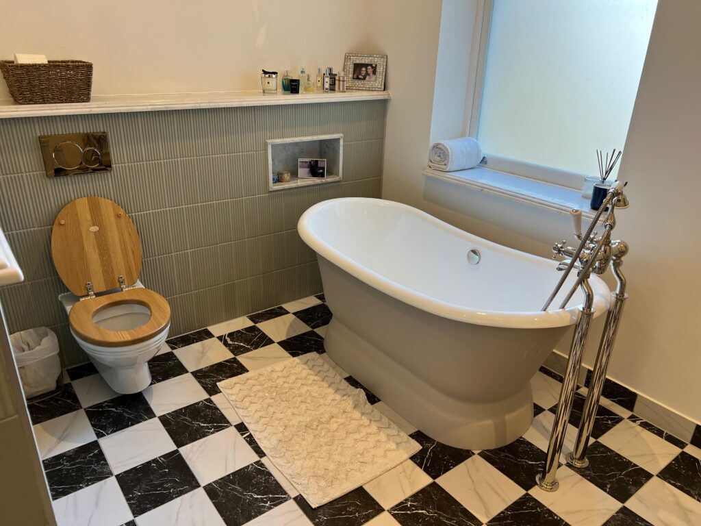 Bathroom Renovation Brent – National Plumbers LTD